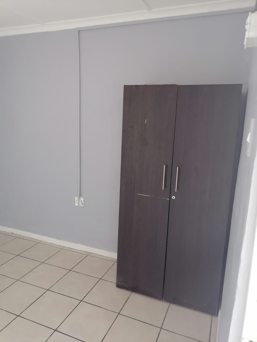 To Let 1 Bedroom Property for Rent in Top Town Eastern Cape